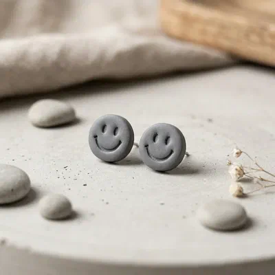 Cercel Smiley Face - Gray