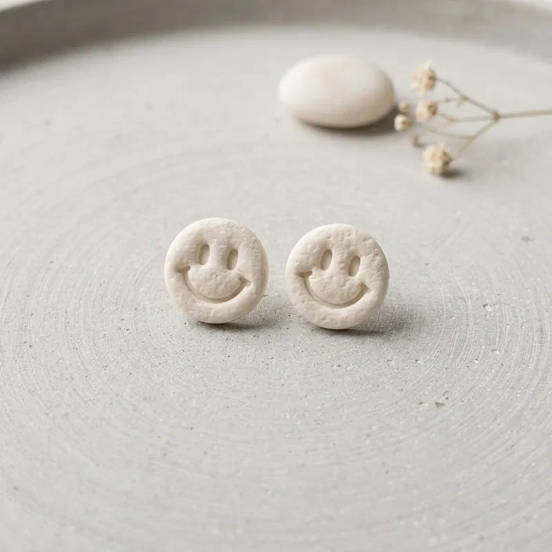 Cercel Smiley Face - White – imaginea 2