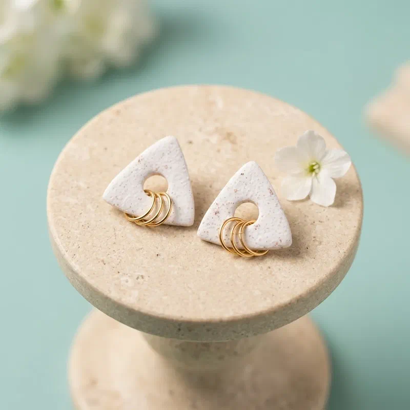 Cercel Trielle - White Flakes - Gold (flat) – imaginea 3